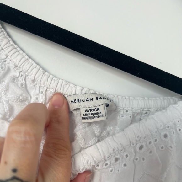 American Eagle White Crop Eyelet Blouse - Picture 7 of 7